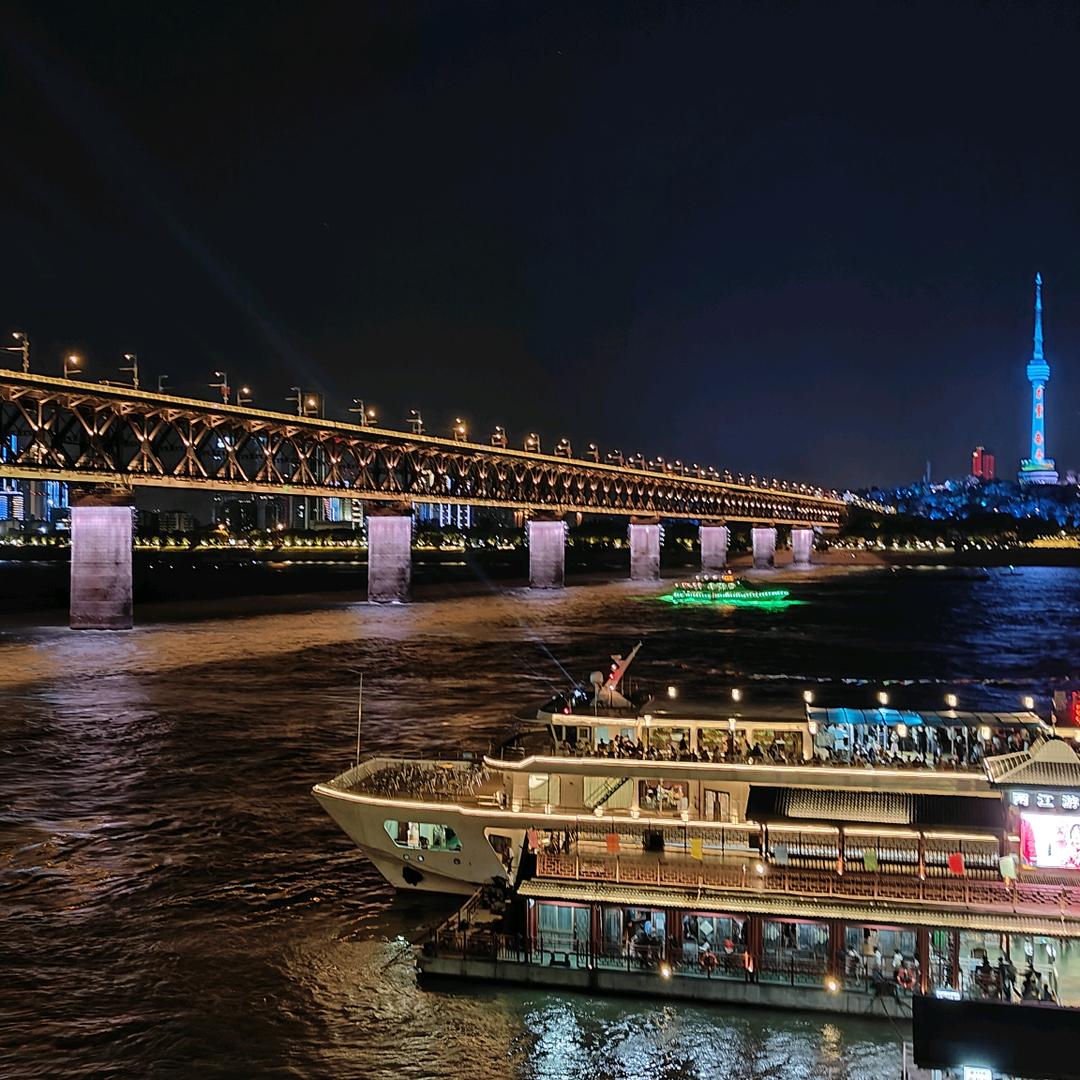 飞得更高。李oO