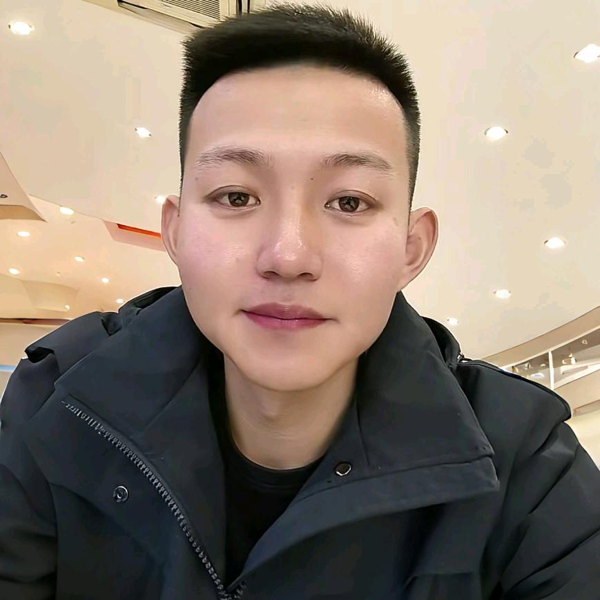 吕锴.