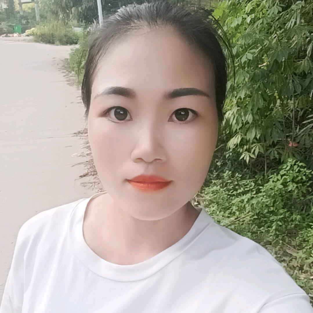 我是何家姑娘我想要的不多你的爱就够了