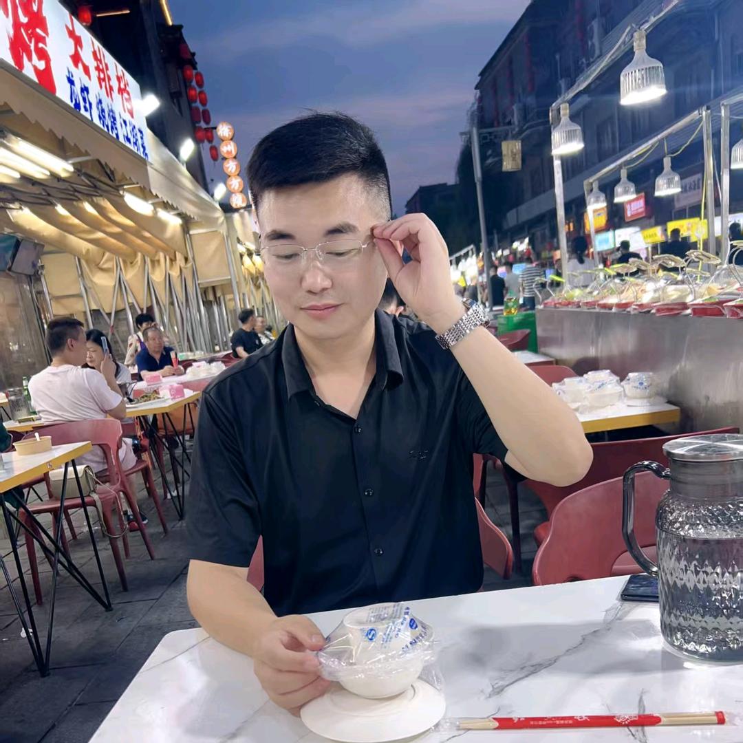 90后卖方胡锅锅