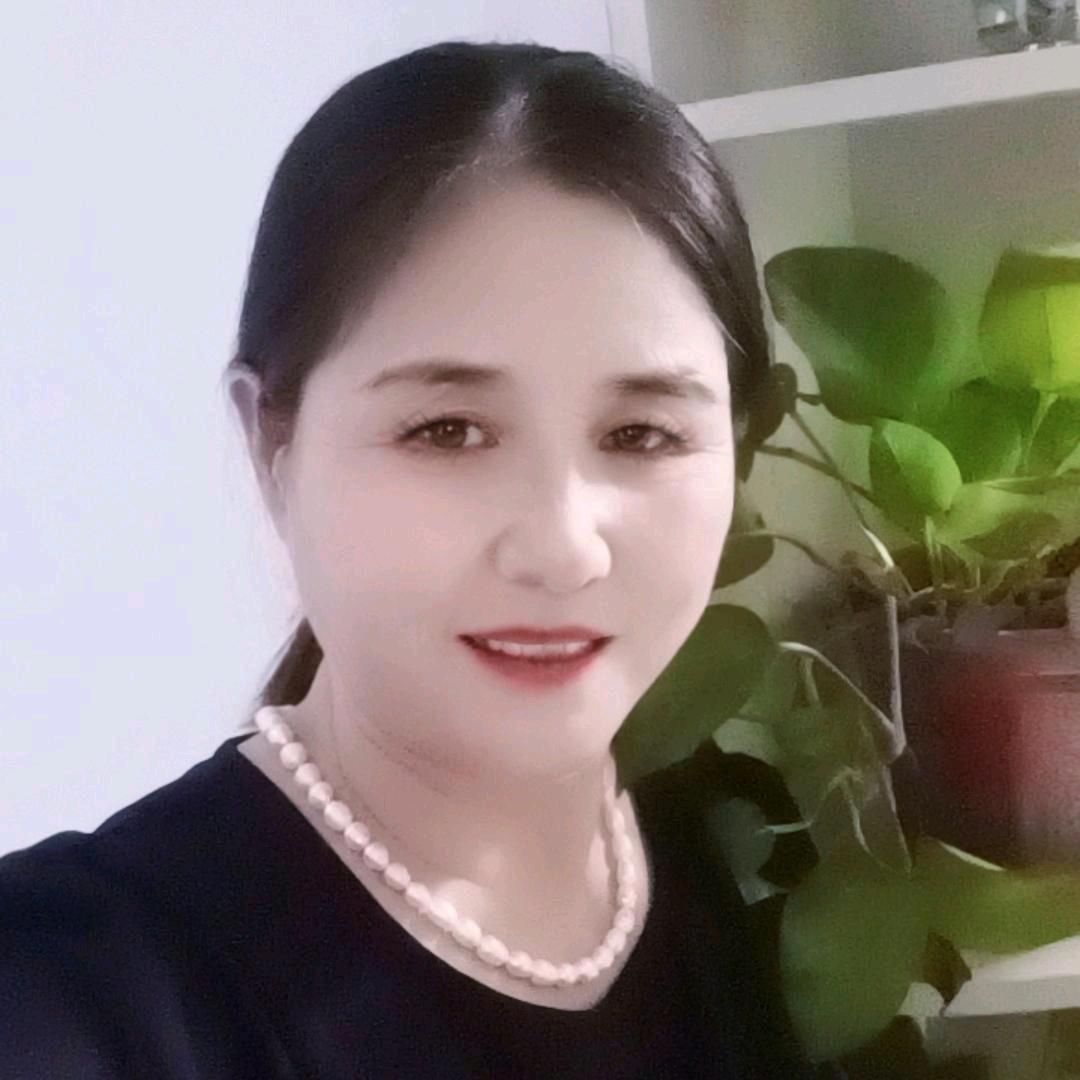 两个宝贝的姥姥