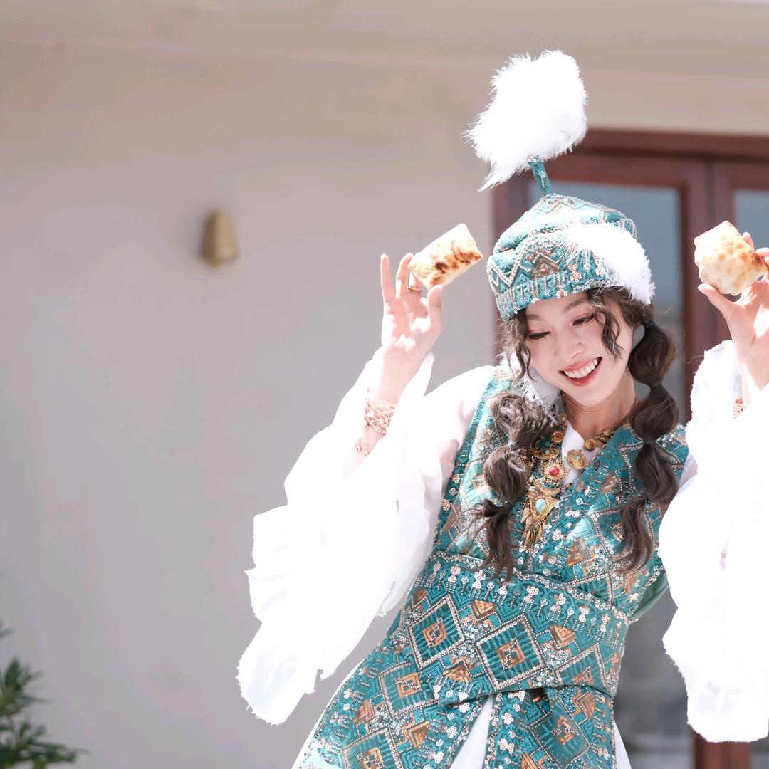 演员安柏伊🤡胖安安