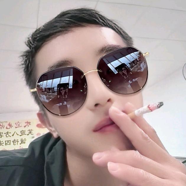 @一叶~知秋