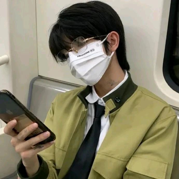 一盒大大大薯条__