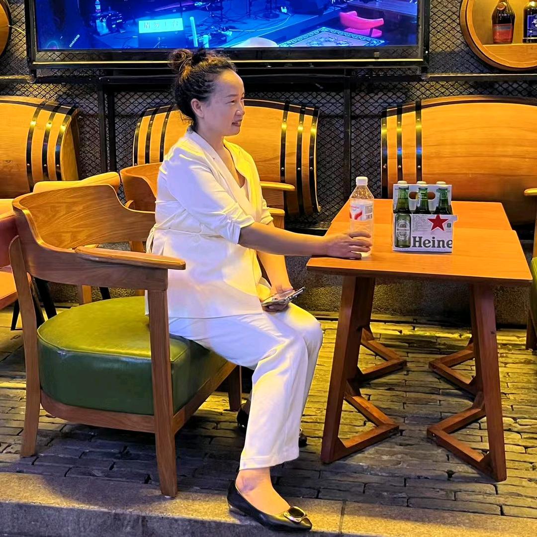 秀姐(学习首播)