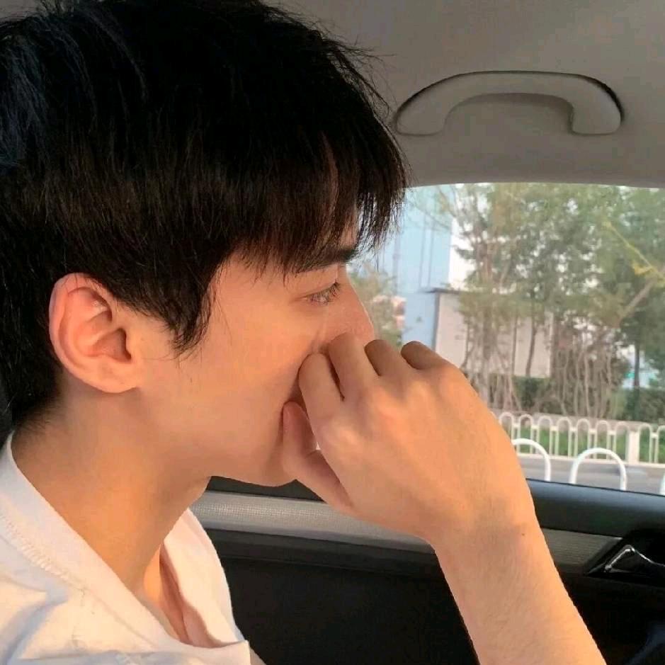 被窝里的钢琴家