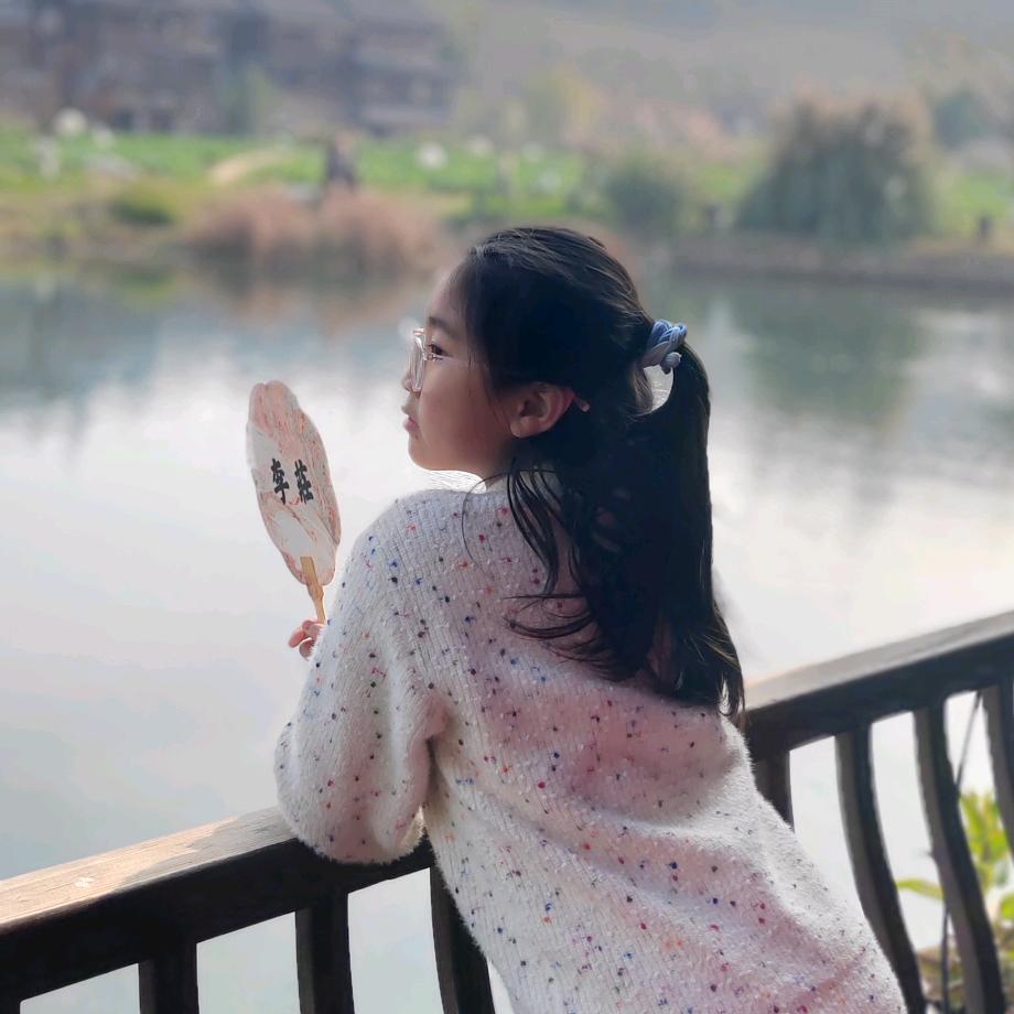 微笑向你伸手