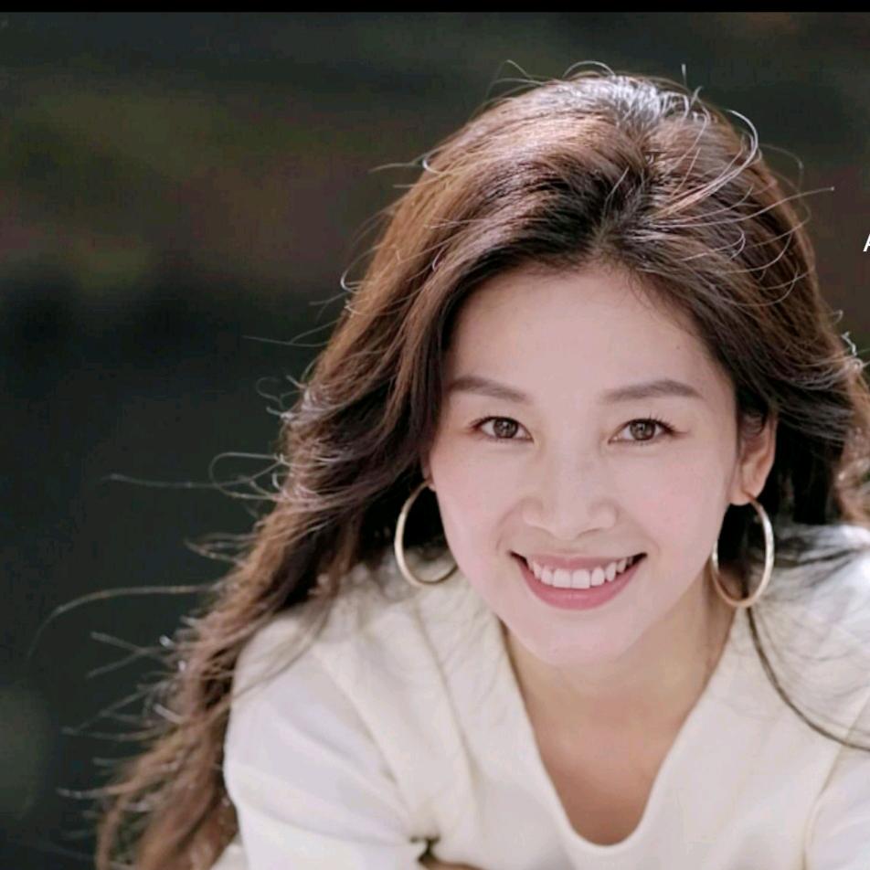 小燕子。