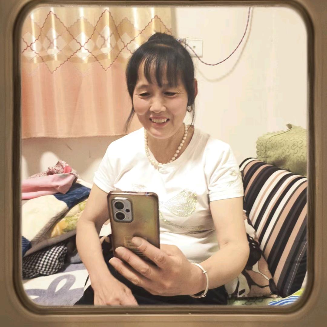 蒋小玲