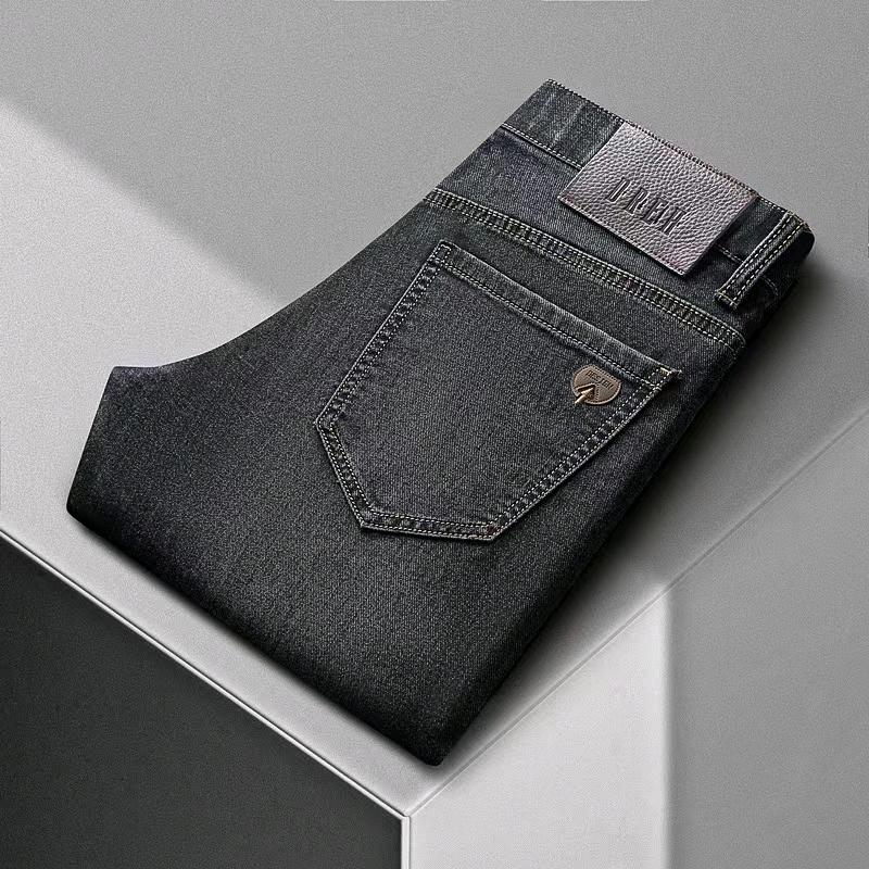 轻奢衣绸高定馆