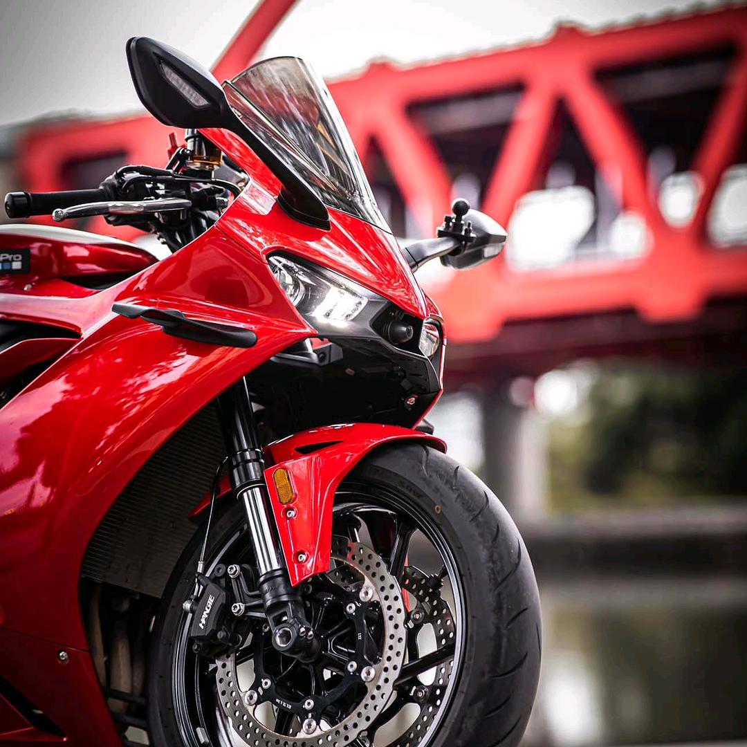 ARIES杰杰の机车