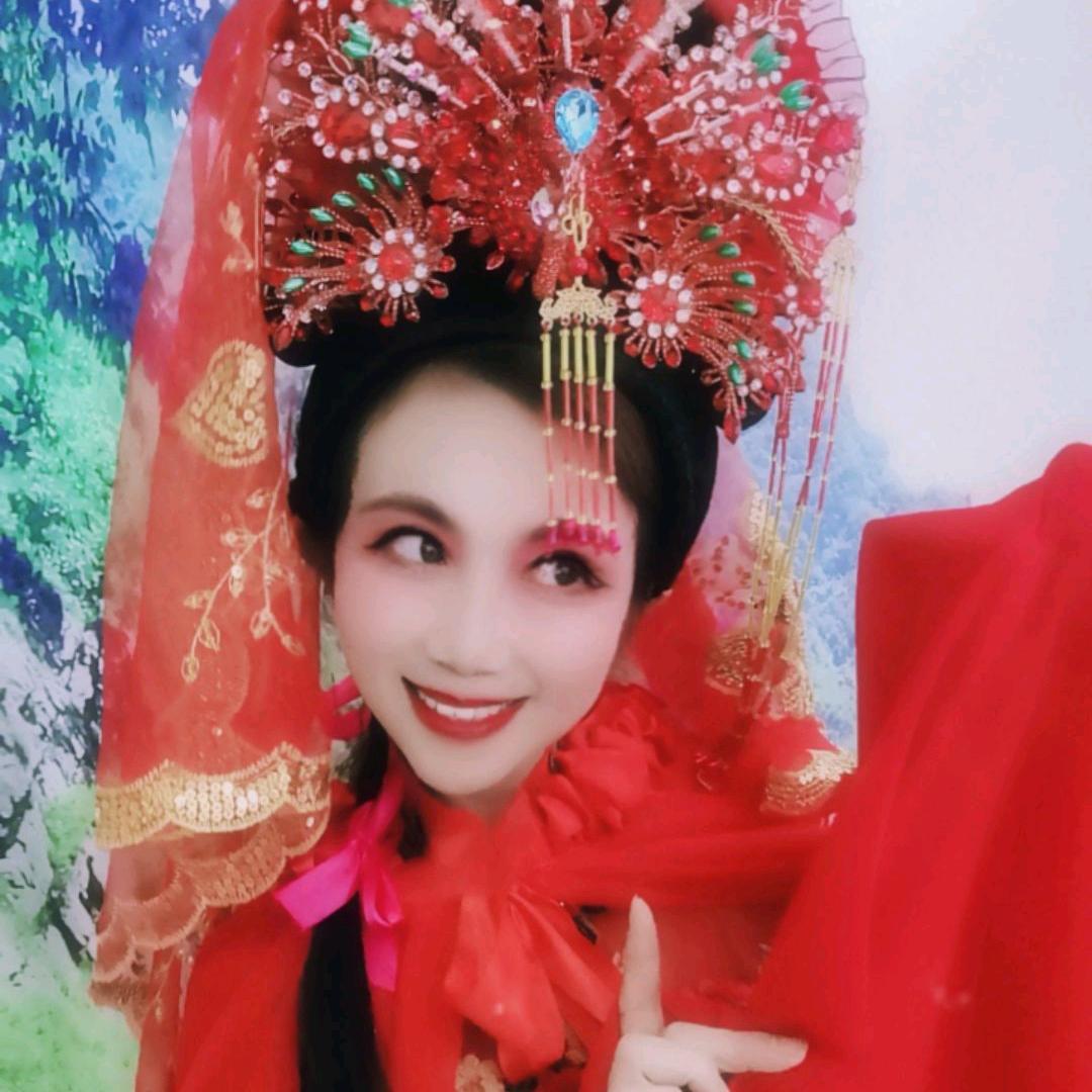 抚琴听雨