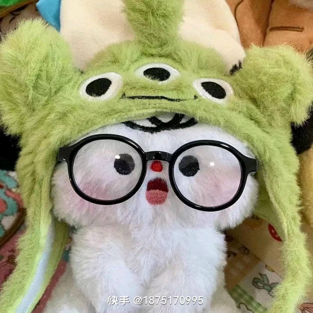 鸿飞扬游泳健身  珂珂
