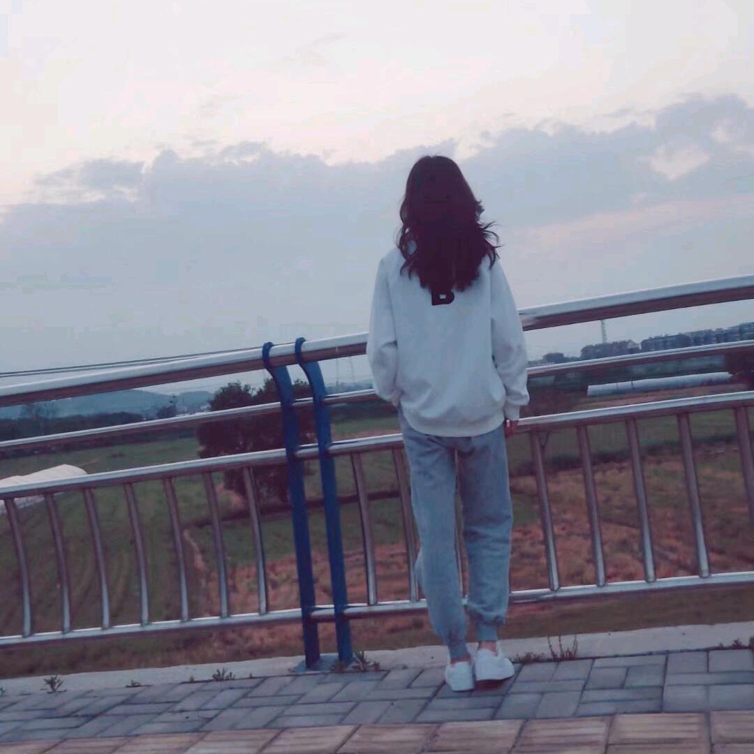 @Zuǒ  Zuǒ