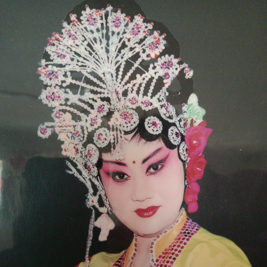 杜彩虹