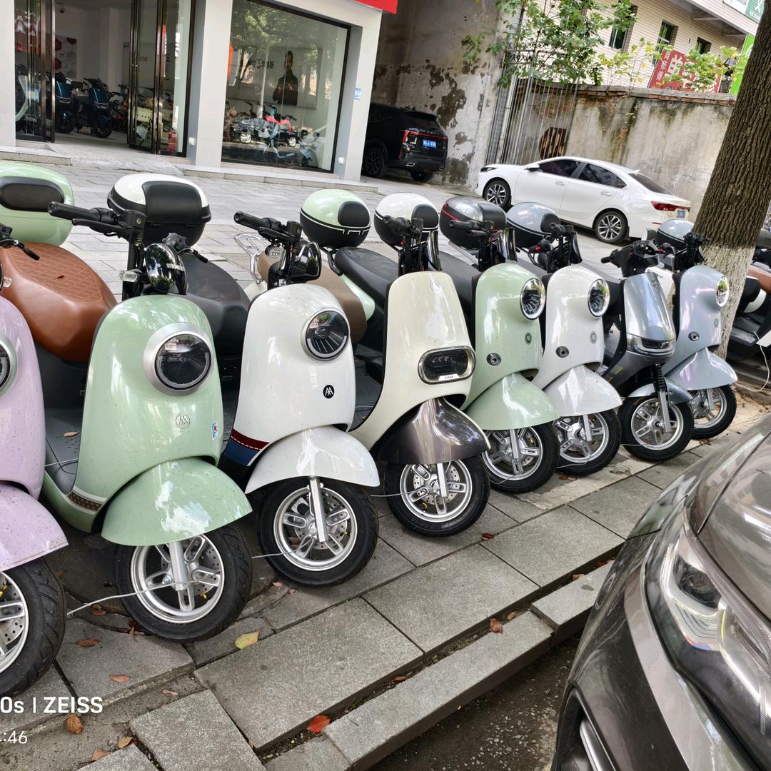 湖南胖哥，专业回收出售各种新车二手电动车