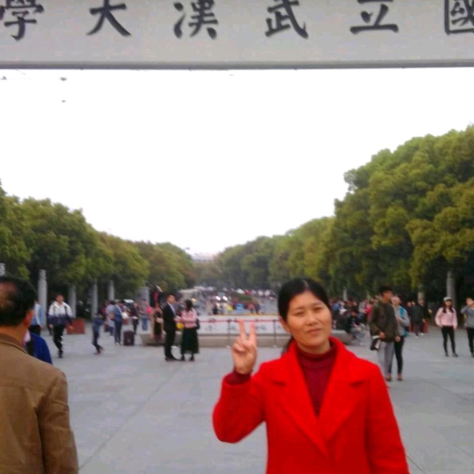 风兩过后见彩虹马艳梅