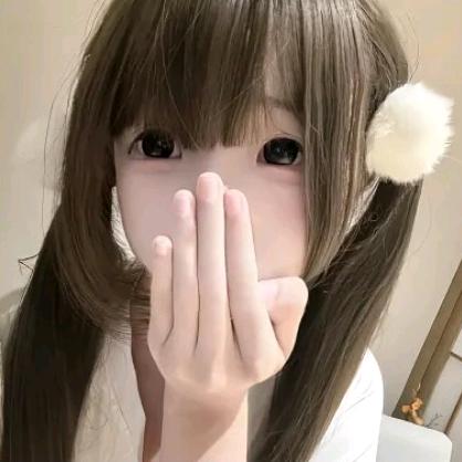 1米5乔碧萝。