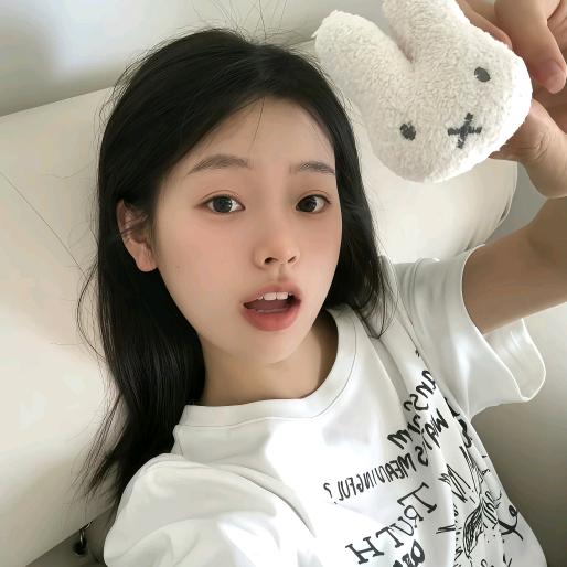 栀耿吻眠_Heniu、🍥