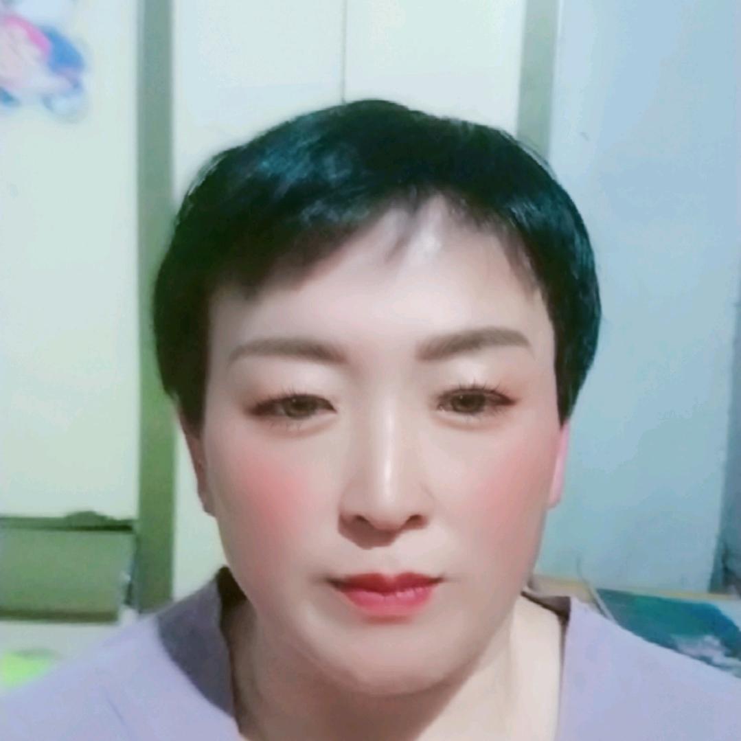 戚侠女