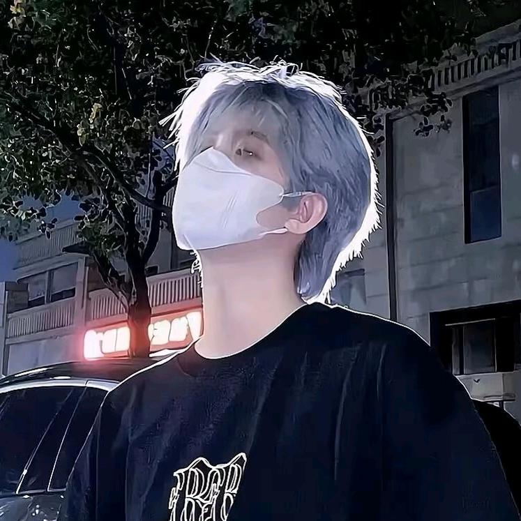 张伟德