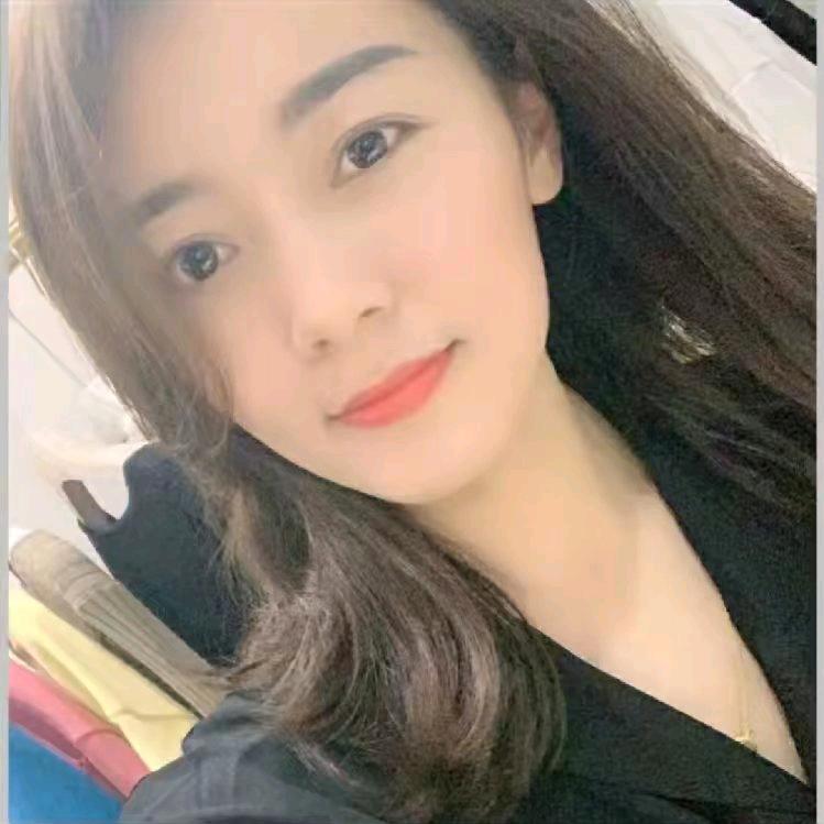 时尚男装女装店