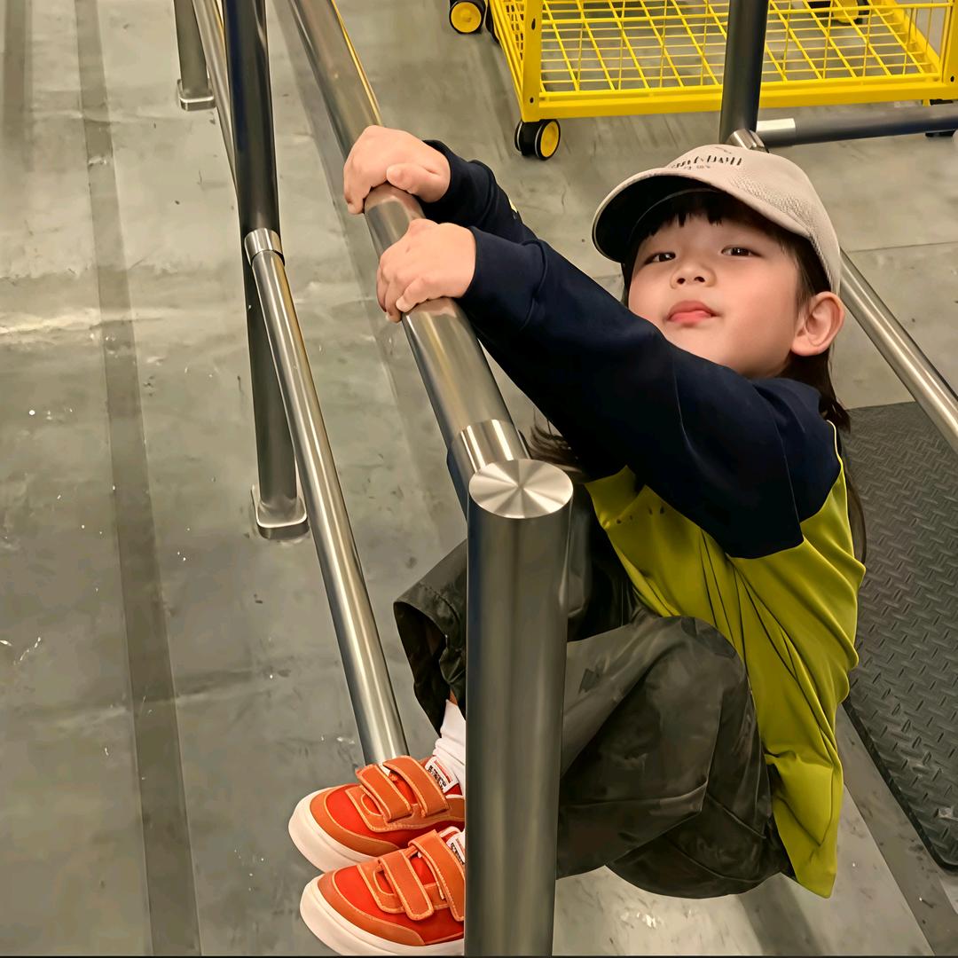 炒菜不放盐女士