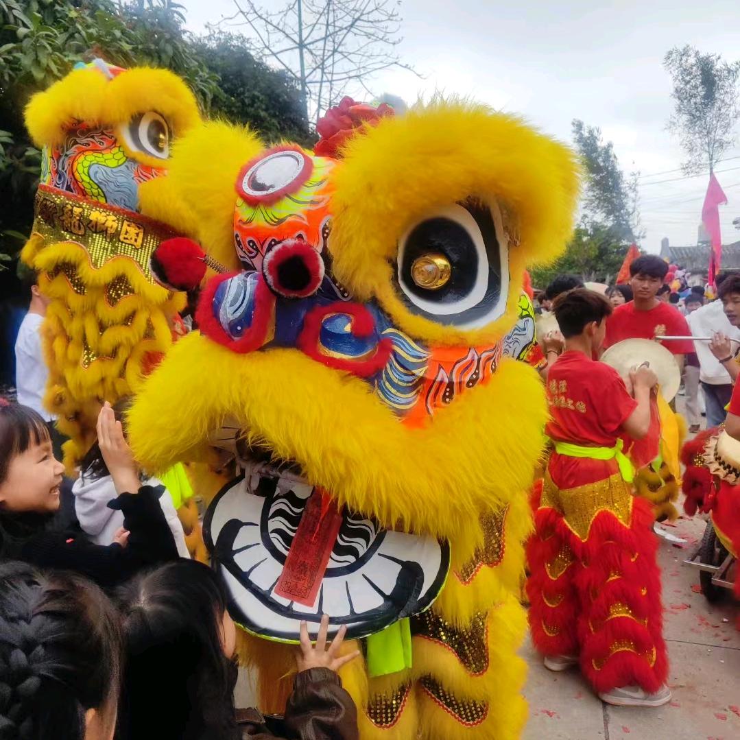 方某