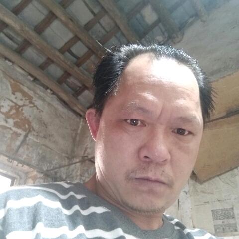 蓝天红太阳