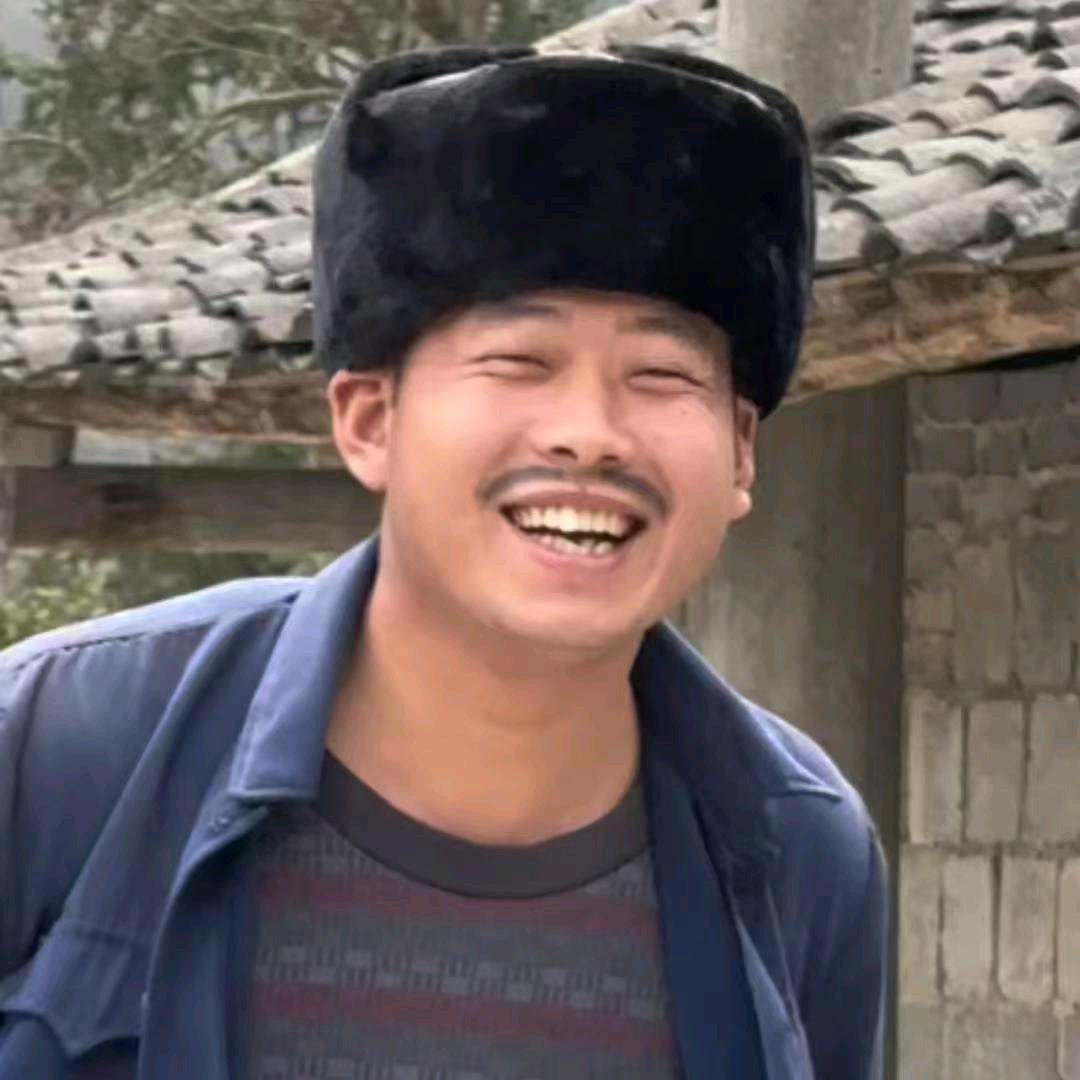 @帕启文
