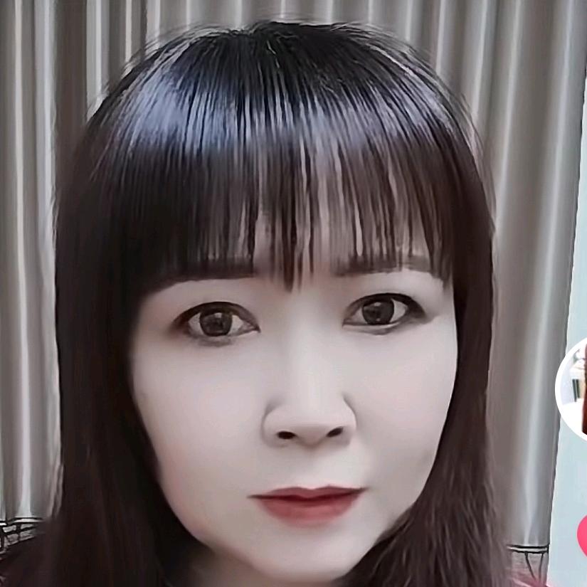 兔兔（梦8商务宾馆）