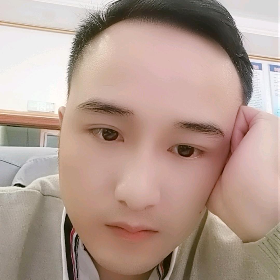 小 ZENG