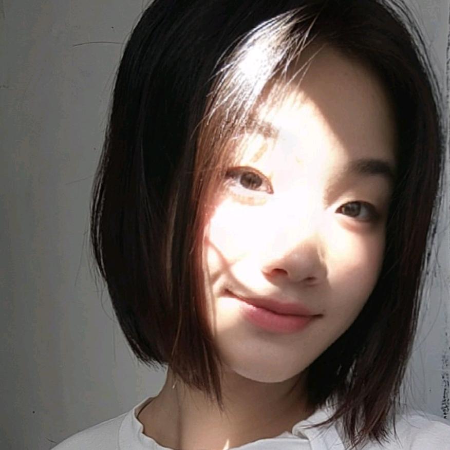 小何🙈