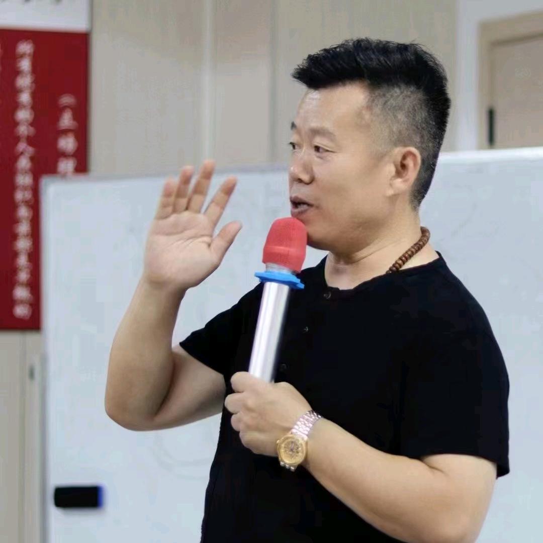 三分钟儿推邱启洋
