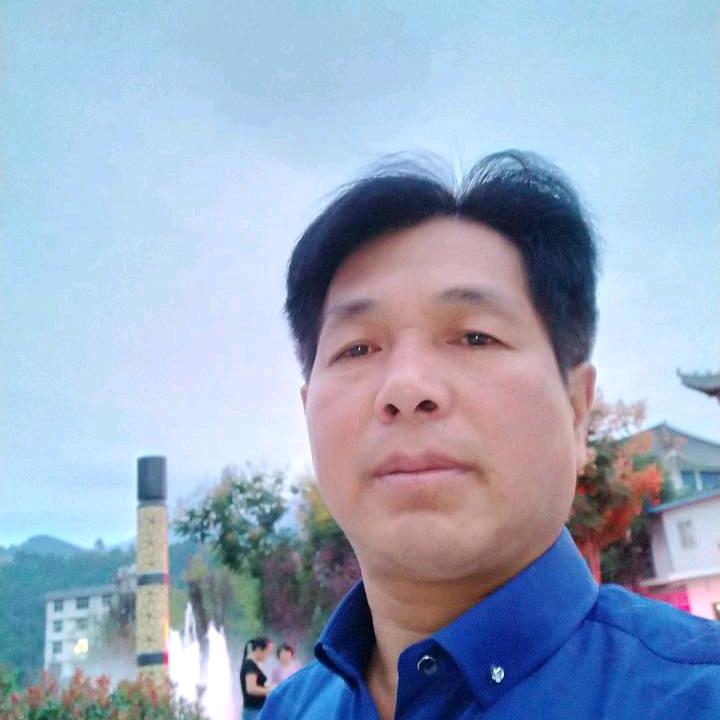 。。。，，，，龙游天下