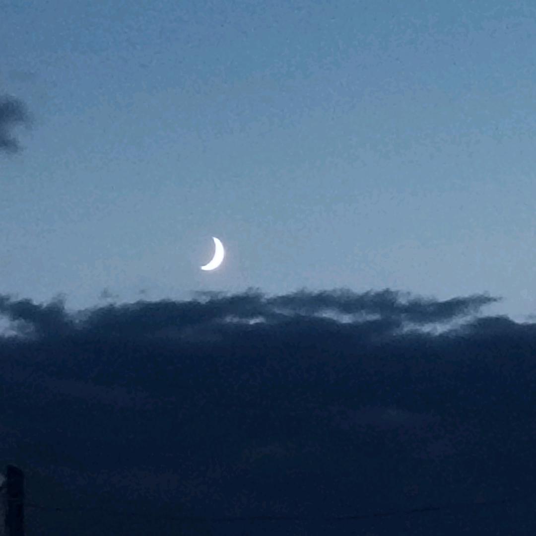 月缺🎤晚上9点50开播