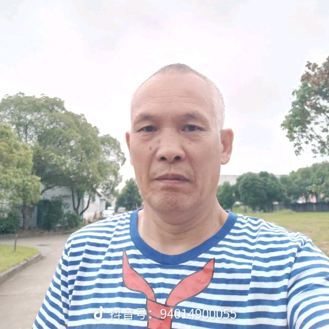 许亮