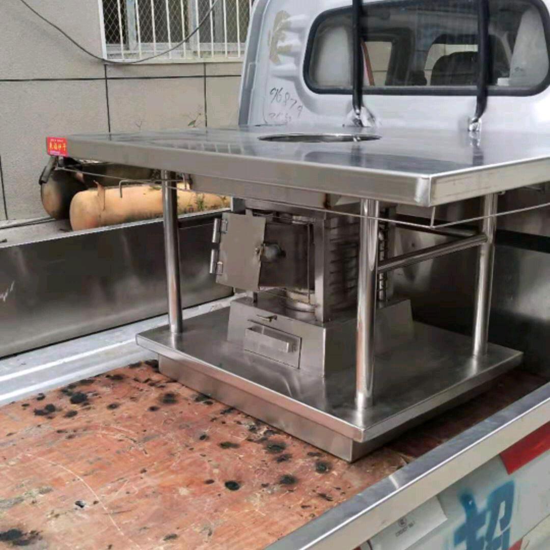 爱臭美的妞🎙️