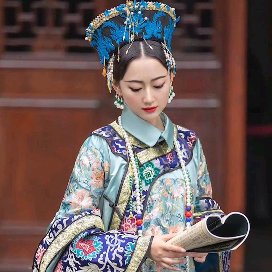 蓝冰冰是小哆啦