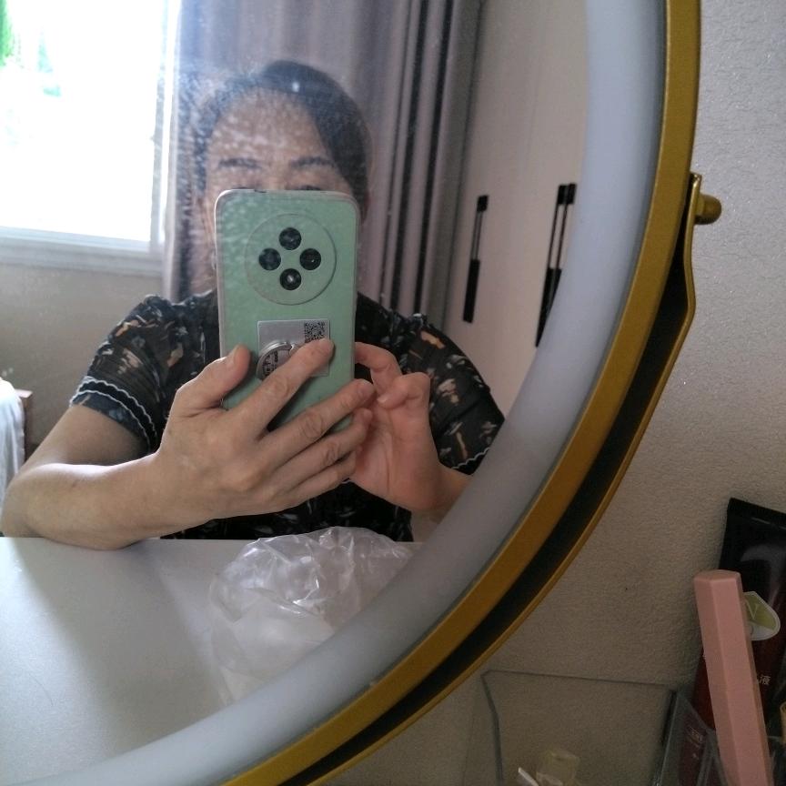 玉尔姐：