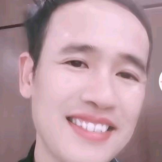 @  洪 三 哥  🌹🌹🌹❤️❤️