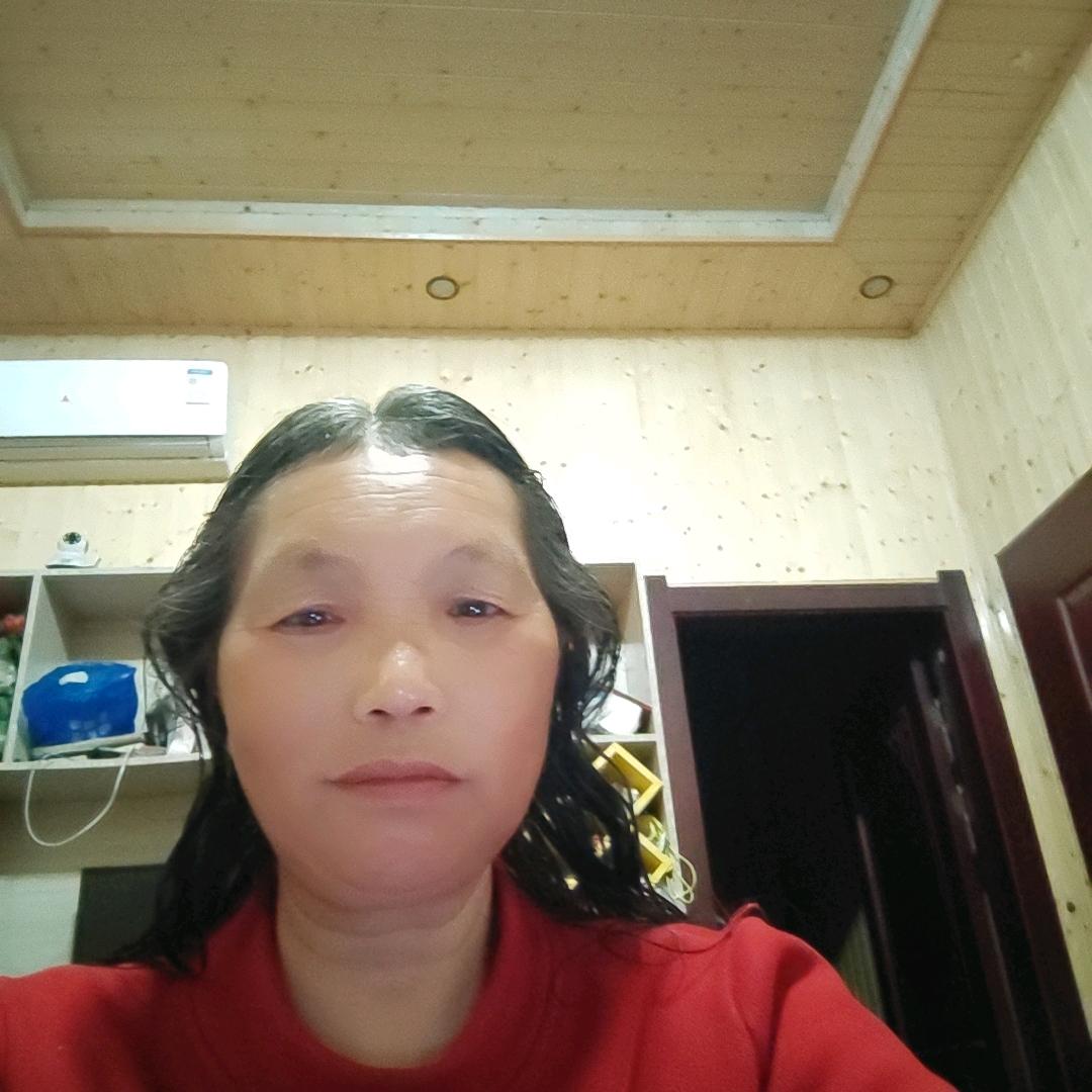 蓝魅理（568）中午12点开播