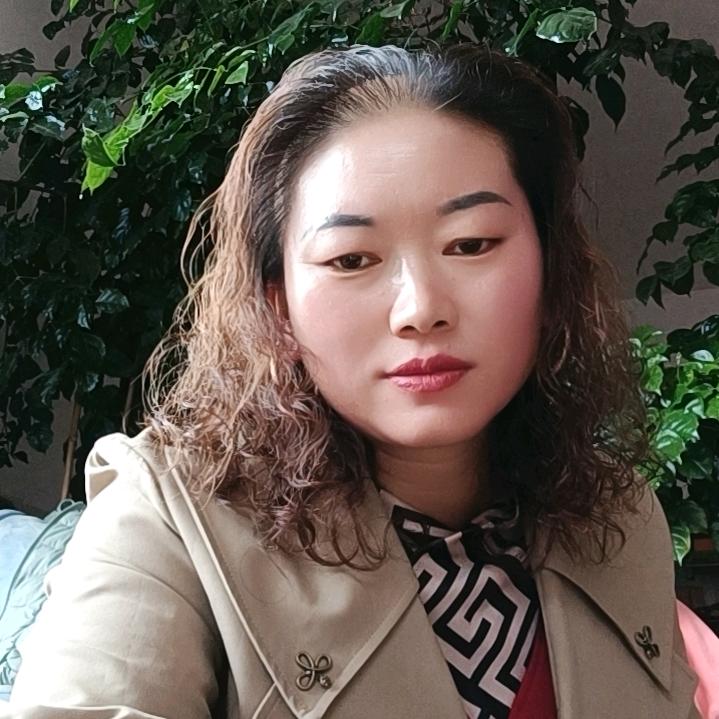 李一笑而过(눈_눈)