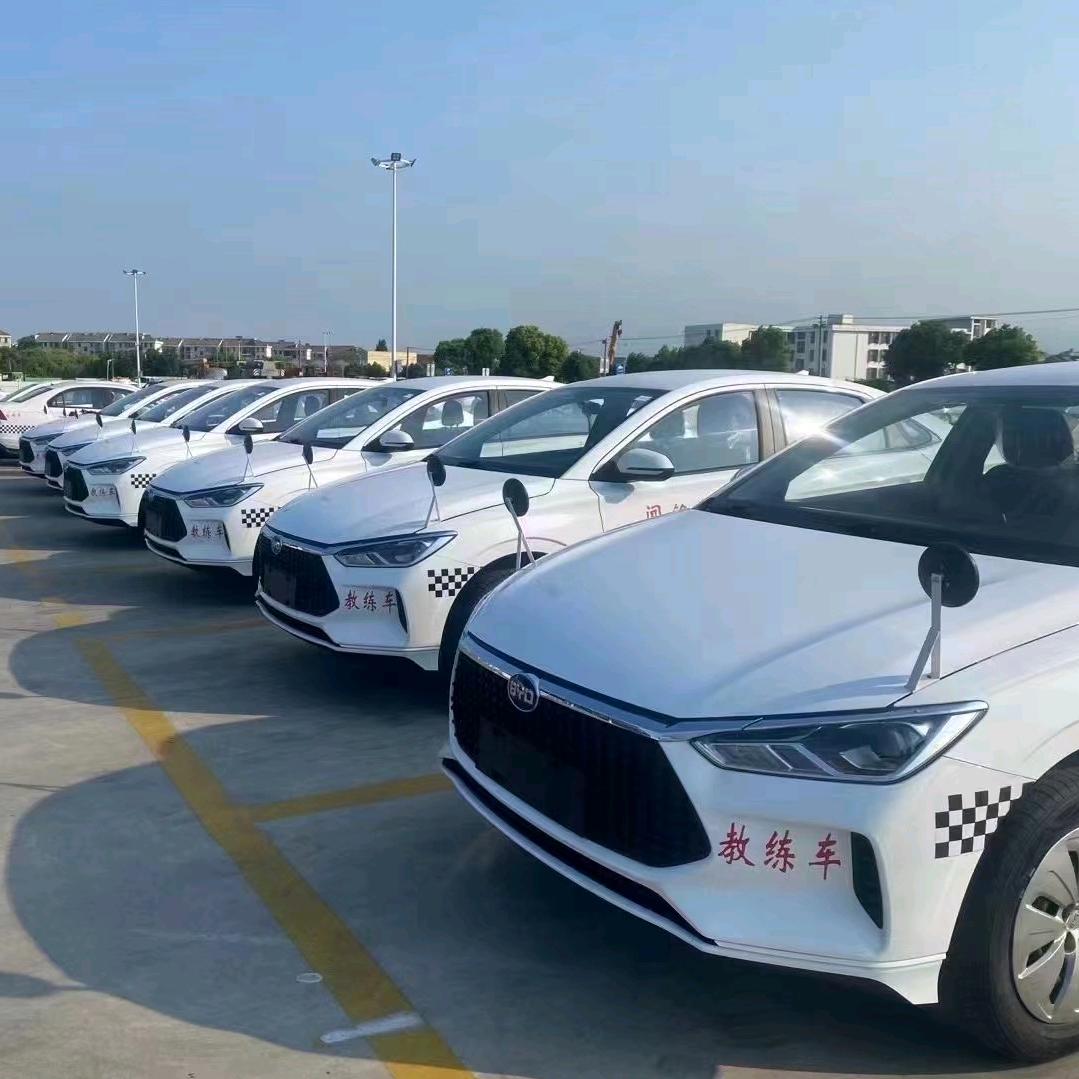 上海闻铭驾校直招（摩托小车/大客）李教