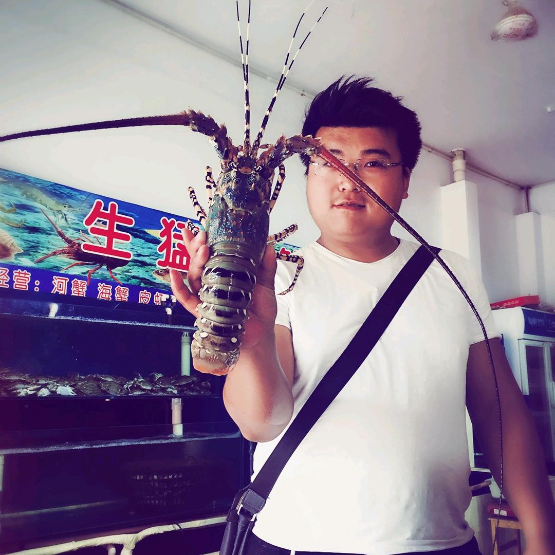 （河间一个卖海鲜的）大鹏
