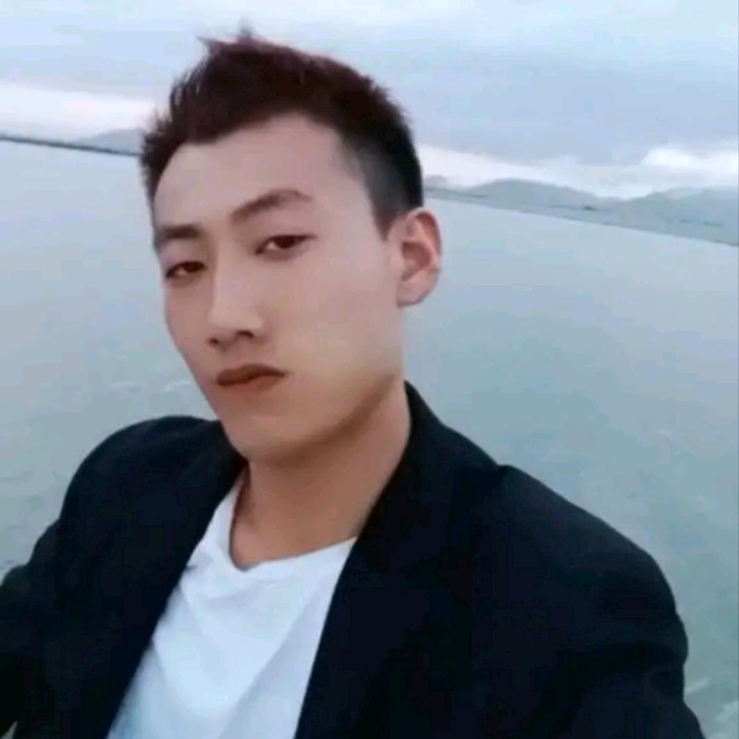 ঞᩚ᭄躲起来的我💞ℳ