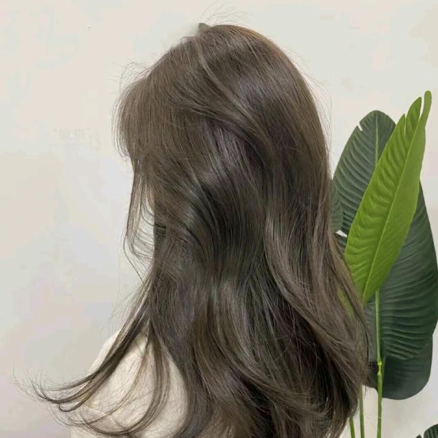 倾颜染美妆店兰兰