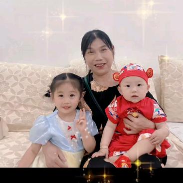 妍妍🧑睿睿🧒外婆