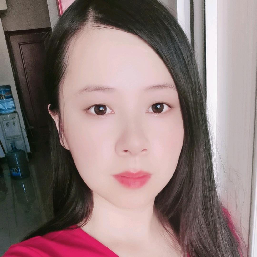 心若霞