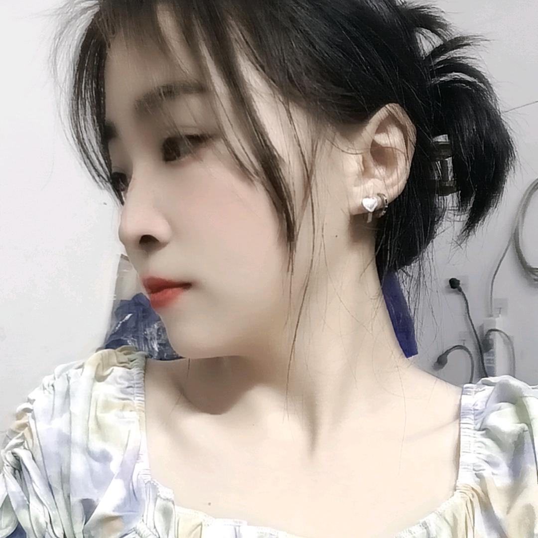 小杨不是美女💞